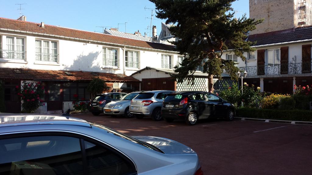 Hotel Du Cheval Rouge Versailles Exterior photo